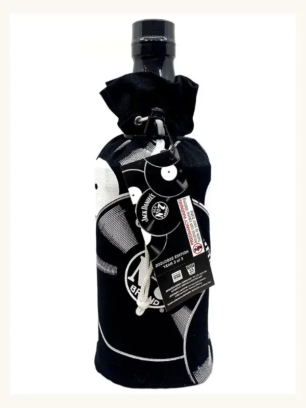Jack Daniel's Old No.7 With Cinch Sack Tennessee Whiskey 1.75L gift pack