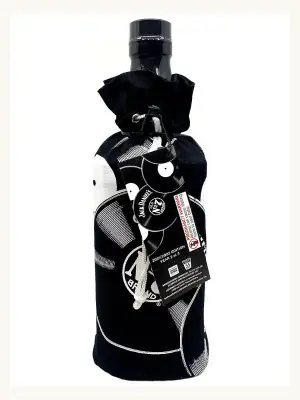 Jack Daniel's Old No.7 With Cinch Sack Tennessee Whiskey 1.75L gift pack